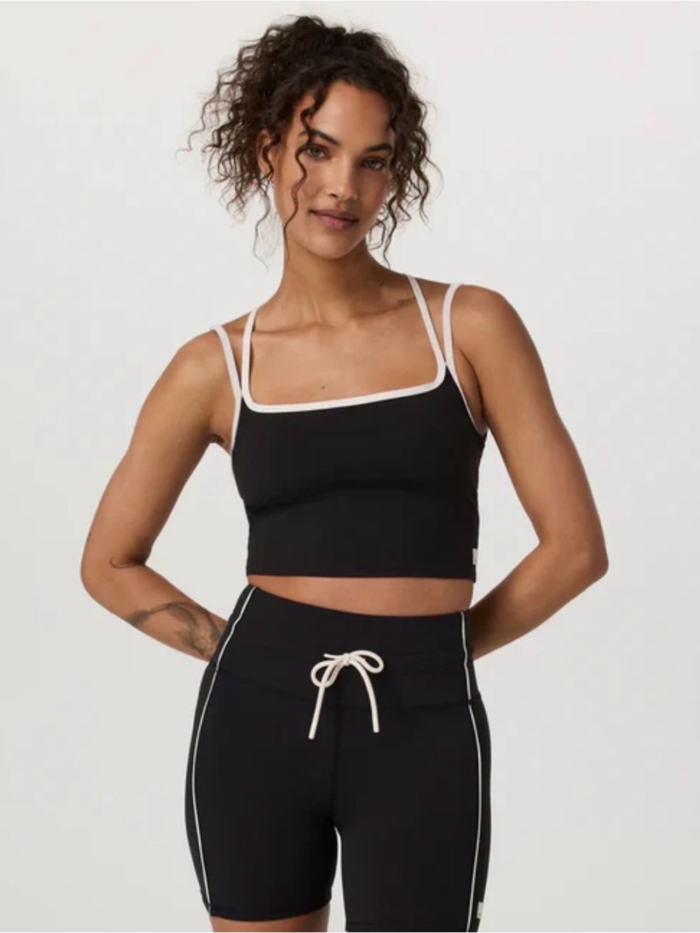Vuori Daily Layered Tank Black White M NWOT Built In Bra